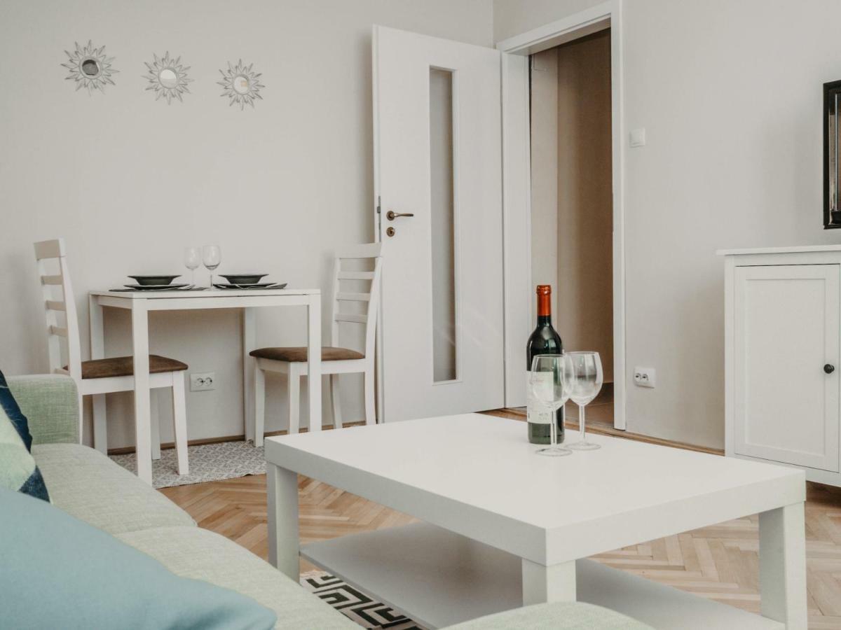 Business And Travel Central Apartment Timişoara Eksteriør bilde