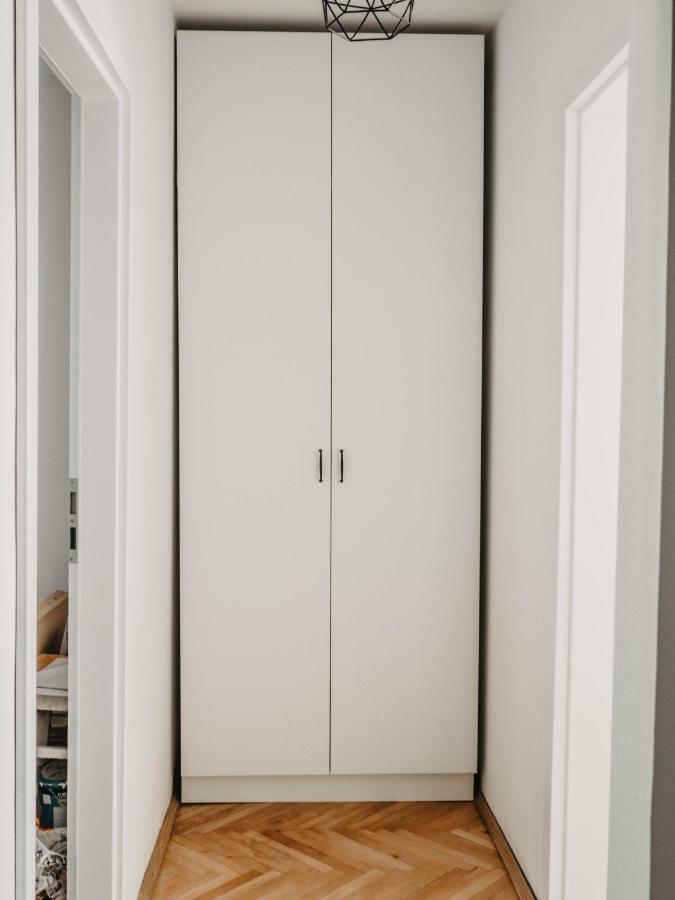 Business And Travel Central Apartment Timişoara Eksteriør bilde